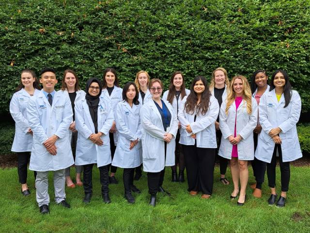 group-pharmacy-resident-photo